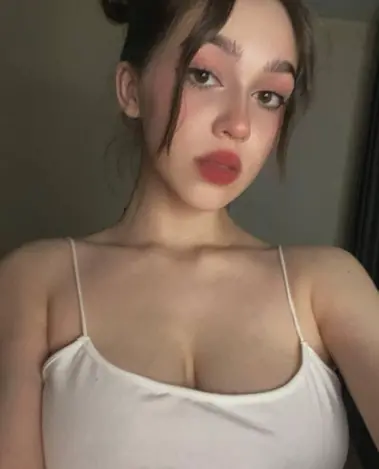 Анкета массажистки Маргарита - Фото 1, район Автозаводской, 22 года, №7813