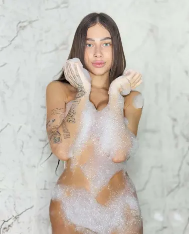 Анкета массажистки Анна - Фото 2, район Автозаводской, 22 года, №7861